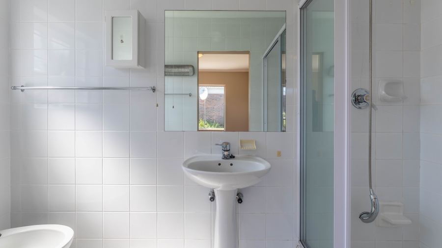 2 Bedroom Property for Sale in Parklands Western Cape